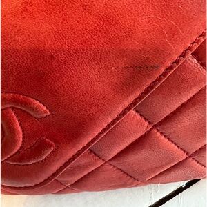 VINTAGE CHANEL BAG WITH TASSLE